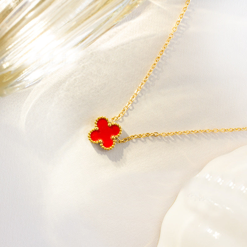 High-End Four Leaf Clover Bracelet in Titanium Steel