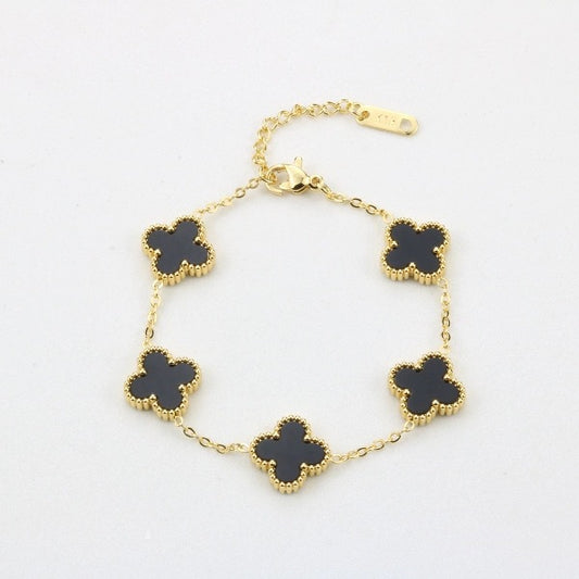 High-End Four Leaf Clover Bracelet in Titanium Steel
