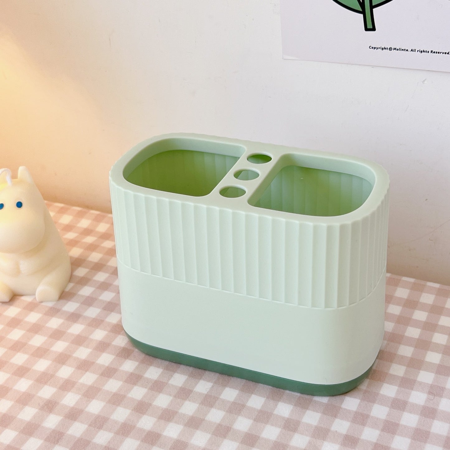 Cute Creative Cartoon Refrigerator Pen Holder (Large Capacity)