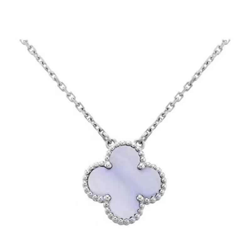 High-End Four Leaf Clover Bracelet in Titanium Steel